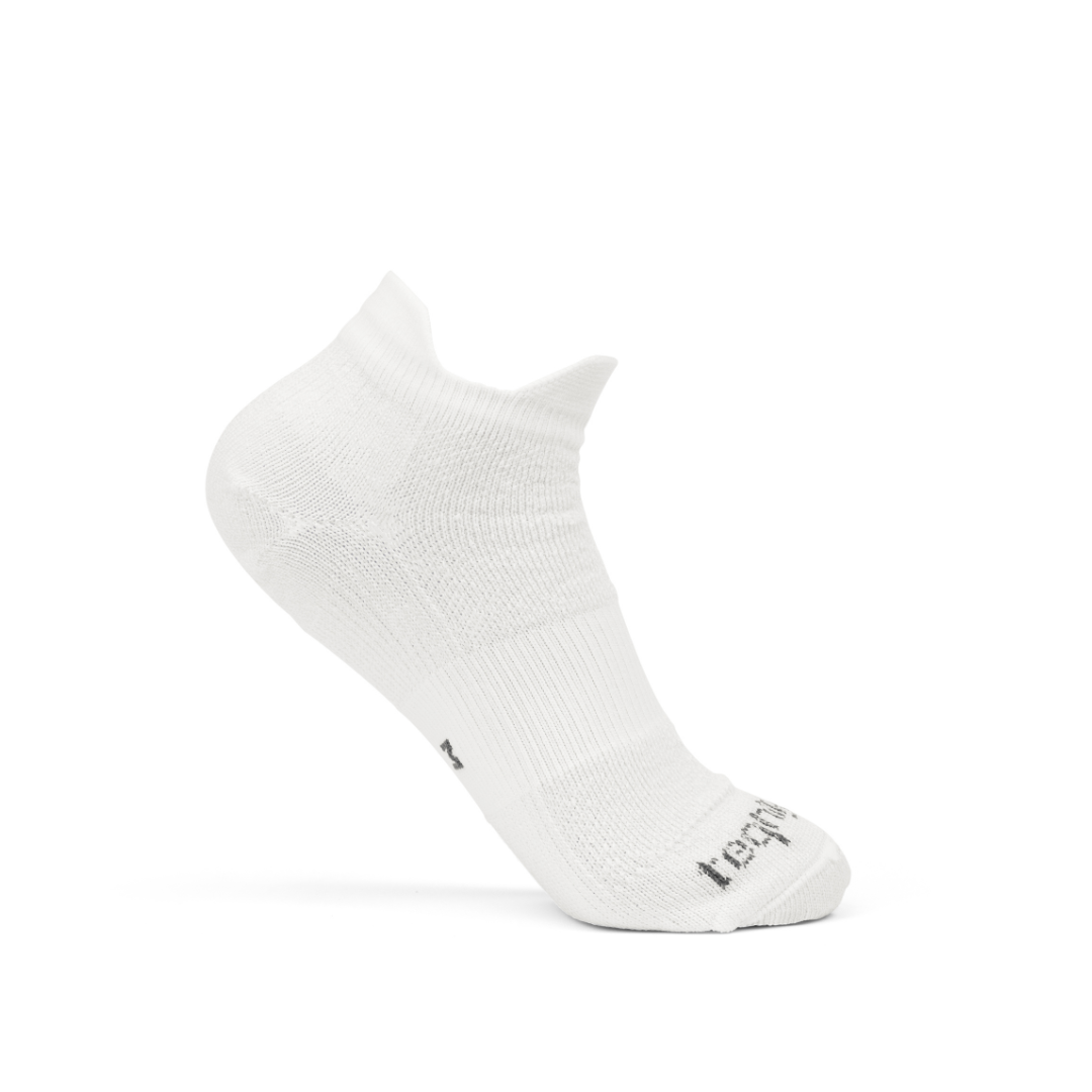 Teqnigrip Crew Sock / White - Grip Socks for Soccer, Lacrosse, Sport